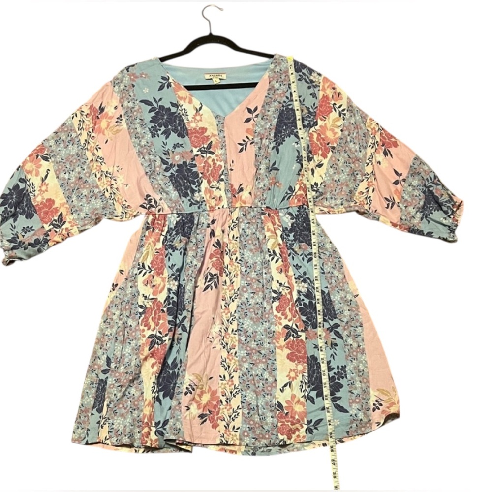 ANDREE BY UNIT Floral V-Neck Tunic in Pink and Blue
Mini Dress Size L EUC Boho - Picture 7 of 9